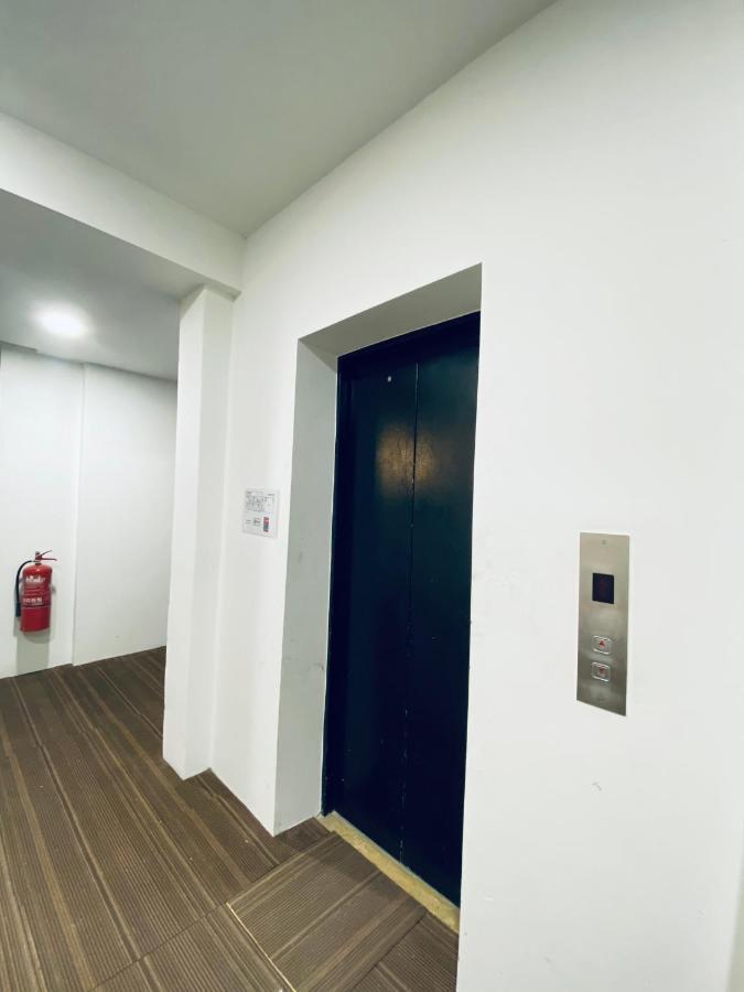 Z Hotel Malacca Bagian luar foto