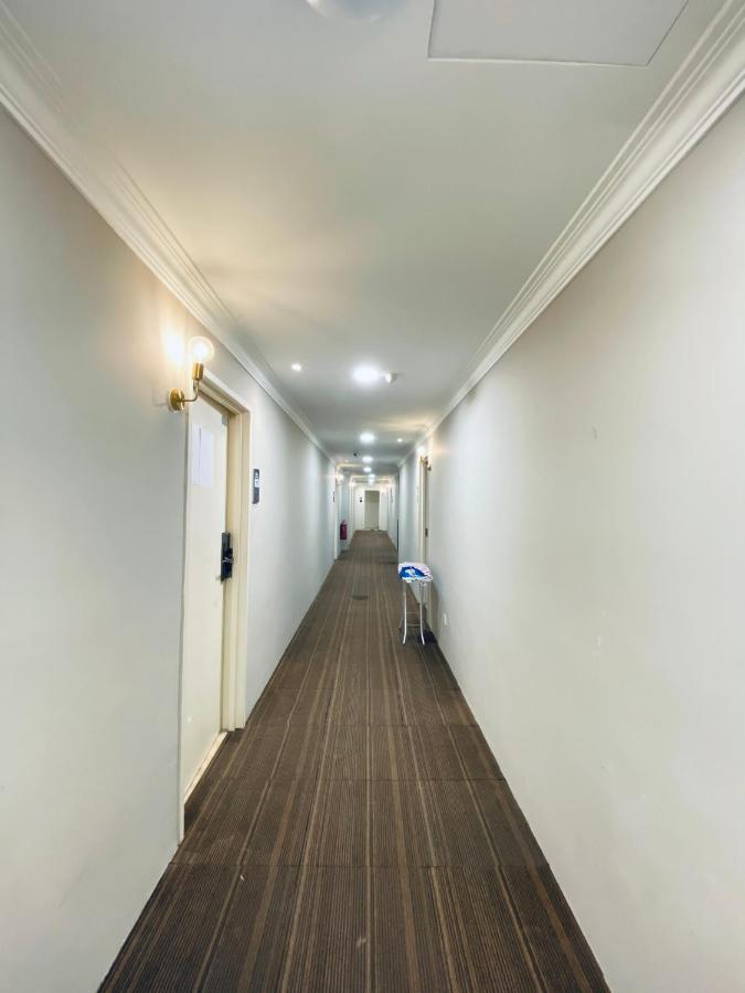 Z Hotel Malacca Bagian luar foto